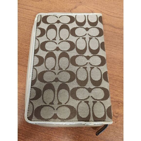 Coach Signature c jacquard mini iPad tablet or kindle zippered case tan brown - Picture 8 of 9